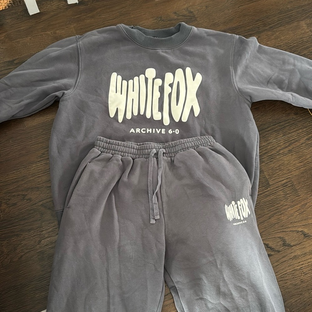 White Fox set